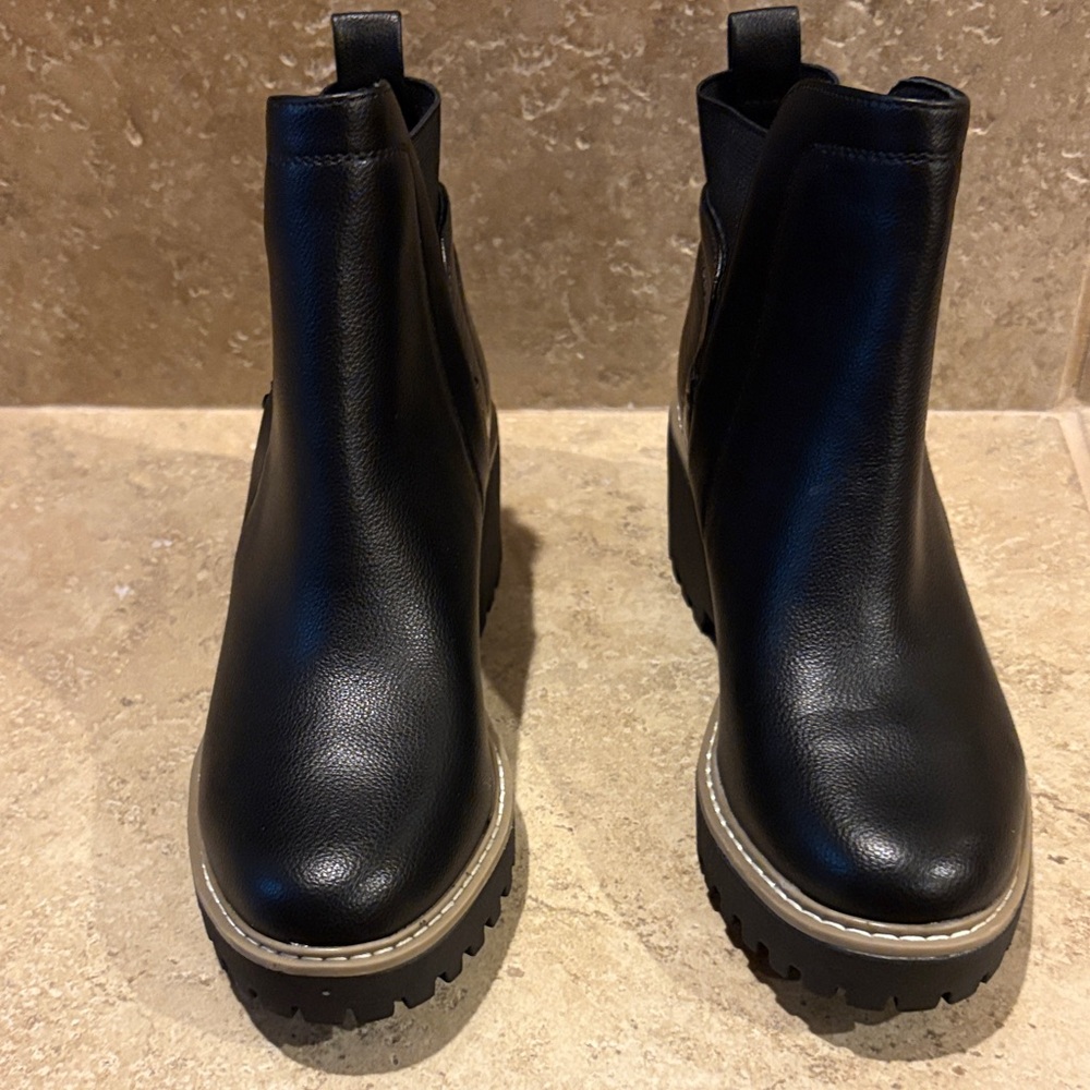 DV by Dolce Vita Black Ankle Boots